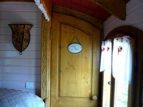 Hotel La Clé des Roulottes à Pluvigner Extérieur photo