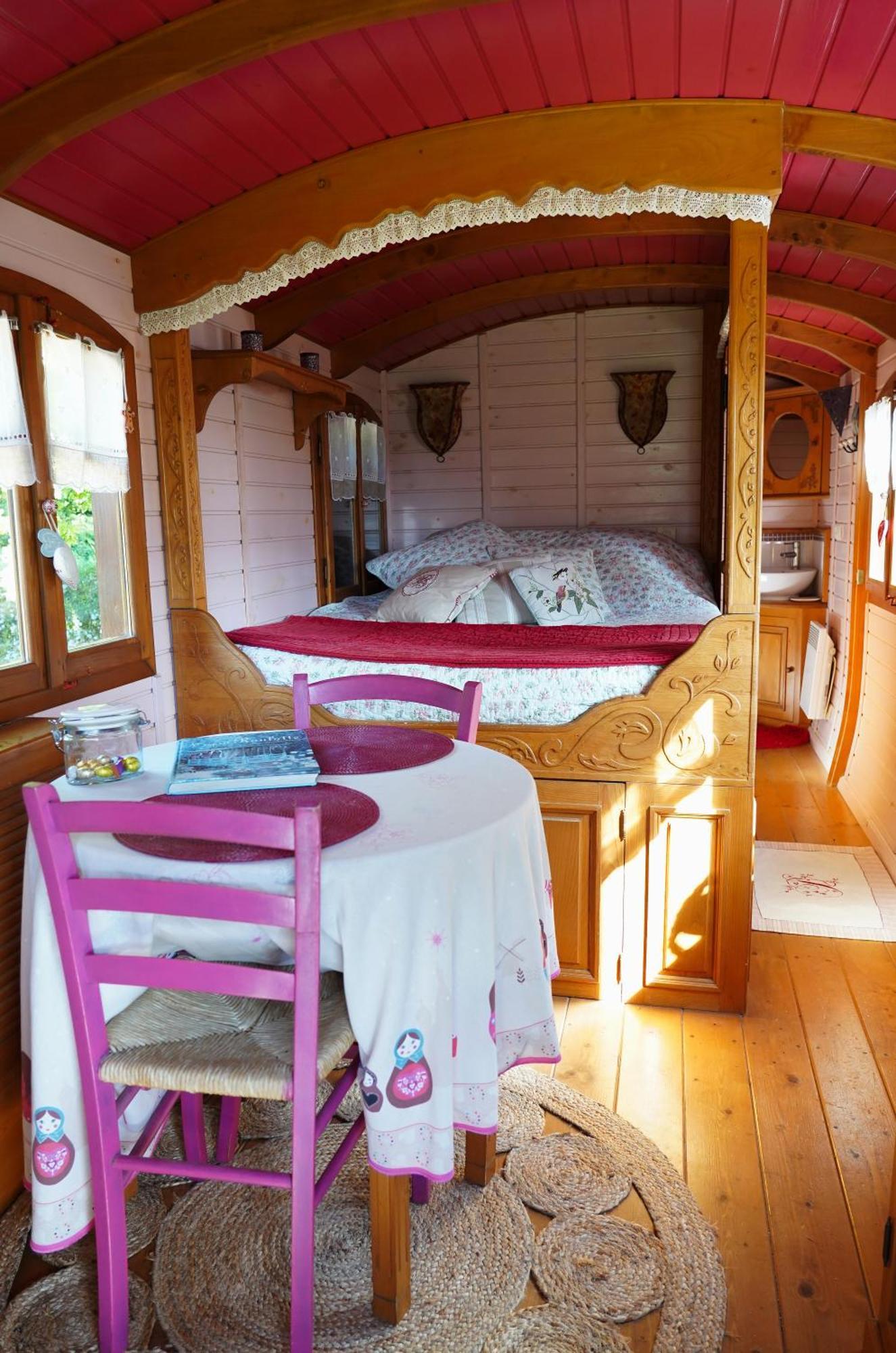 Hotel La Clé des Roulottes à Pluvigner Extérieur photo