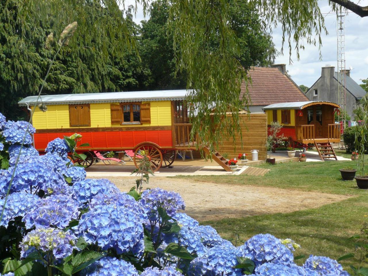 Hotel La Clé des Roulottes à Pluvigner Extérieur photo
